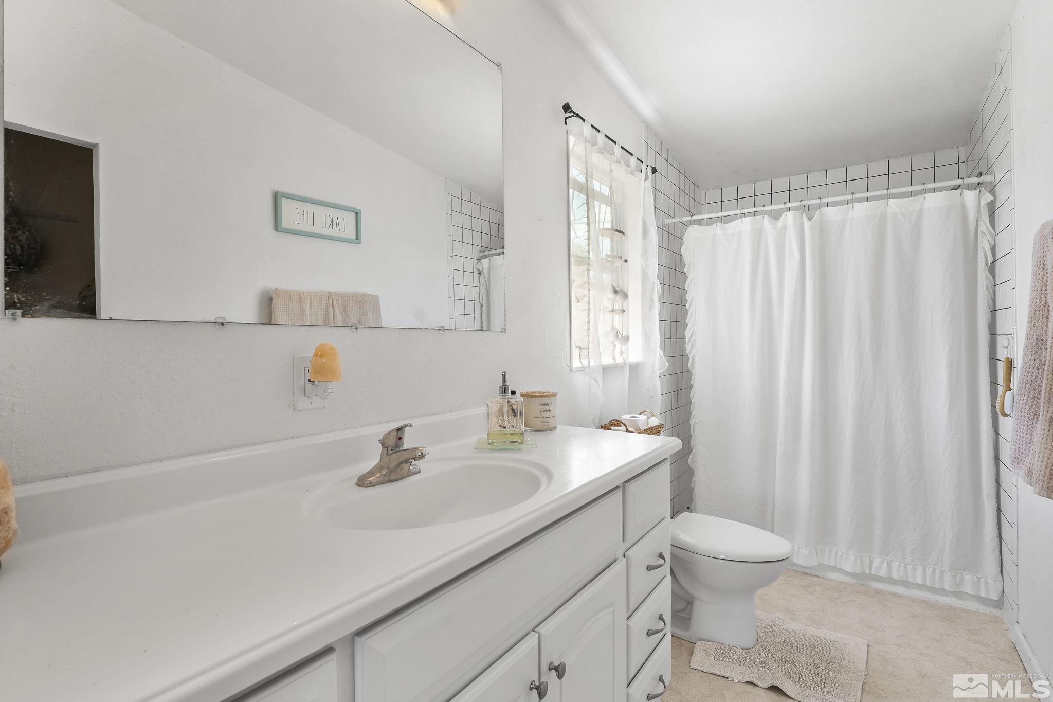 17905 Mockingbird Drive Reno, NV 89508 - Photo 8 of 24 Photo 8