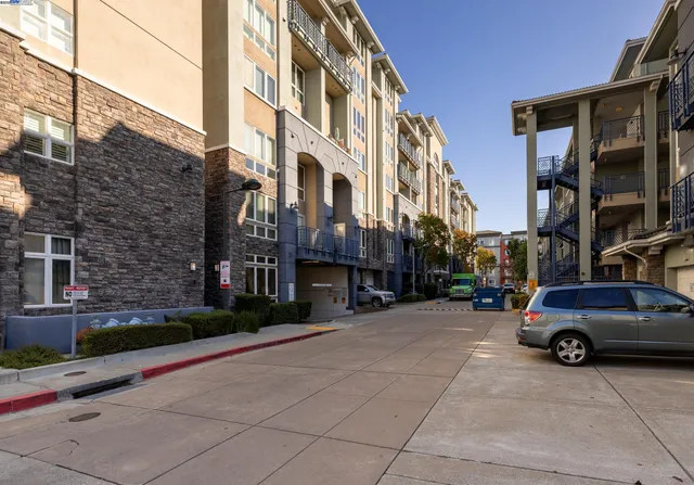 $875,000 | 5501 De Marcus Boulevard, Unit 206, Dublin, CA 94568