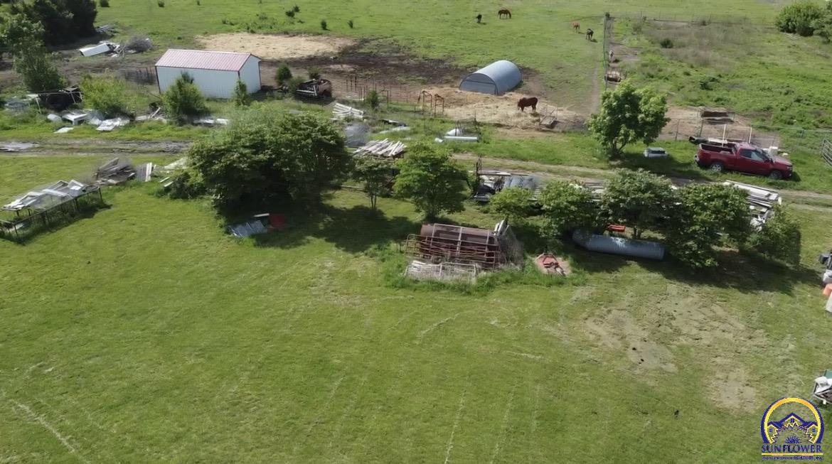 949 Juneberry Road Burlington, KS 66839 - Photo 4 of 14