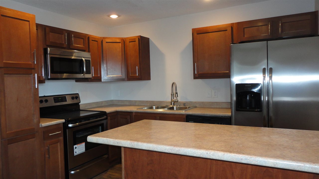 1139 Cinnamon Road Fort Wayne, IN 46825 - Photo 6 of 29 Gallery Image 6
