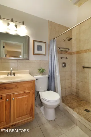 $410,000 | 4909 Macmont Circle, Powell, TN 37849