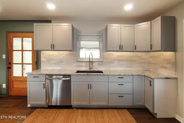 $410,000 | 4909 Macmont Circle, Powell, TN 37849