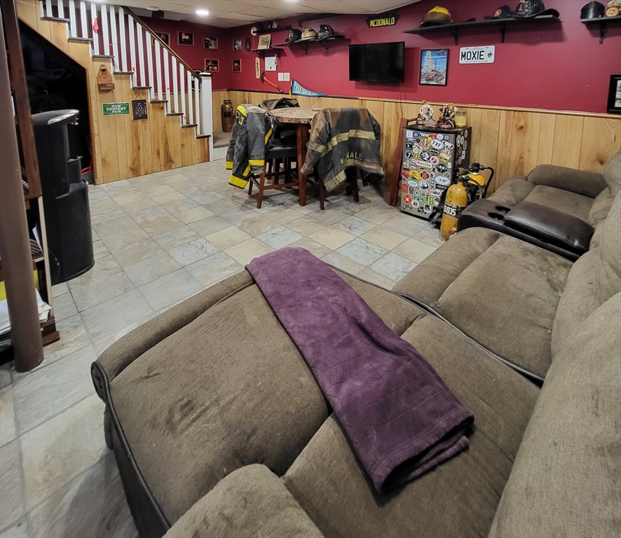 13 Ridge Road Southbridge, MA 01550 - Photo 14 of 19