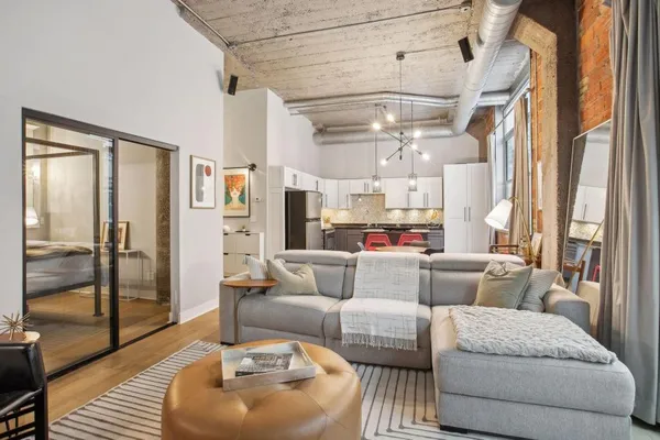 $1,950 | 521 South 7th Street, Unit 203, Minneapolis, MN 55415