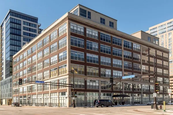 $1,950 | 521 South 7th Street, Unit 203, Minneapolis, MN 55415