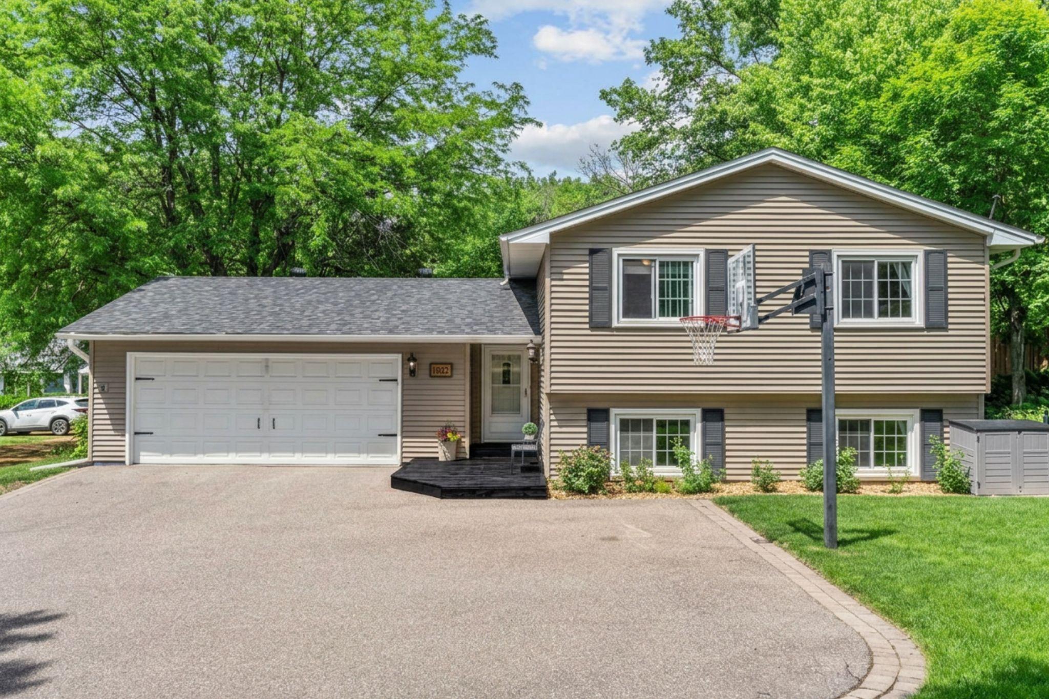 1180 Lake Lucy Road Chanhassen, MN 55317 - Photo 1 of 18