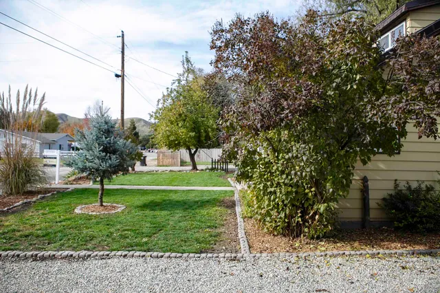 $374,900 | 126 Canyon Street, Horseshoe Bend, ID 83629