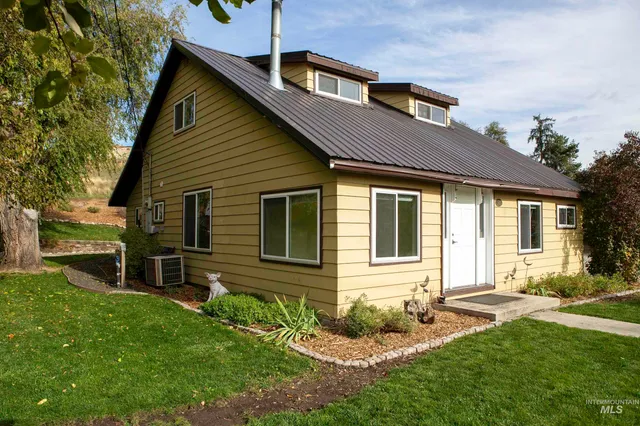 $374,900 | 126 Canyon Street, Horseshoe Bend, ID 83629