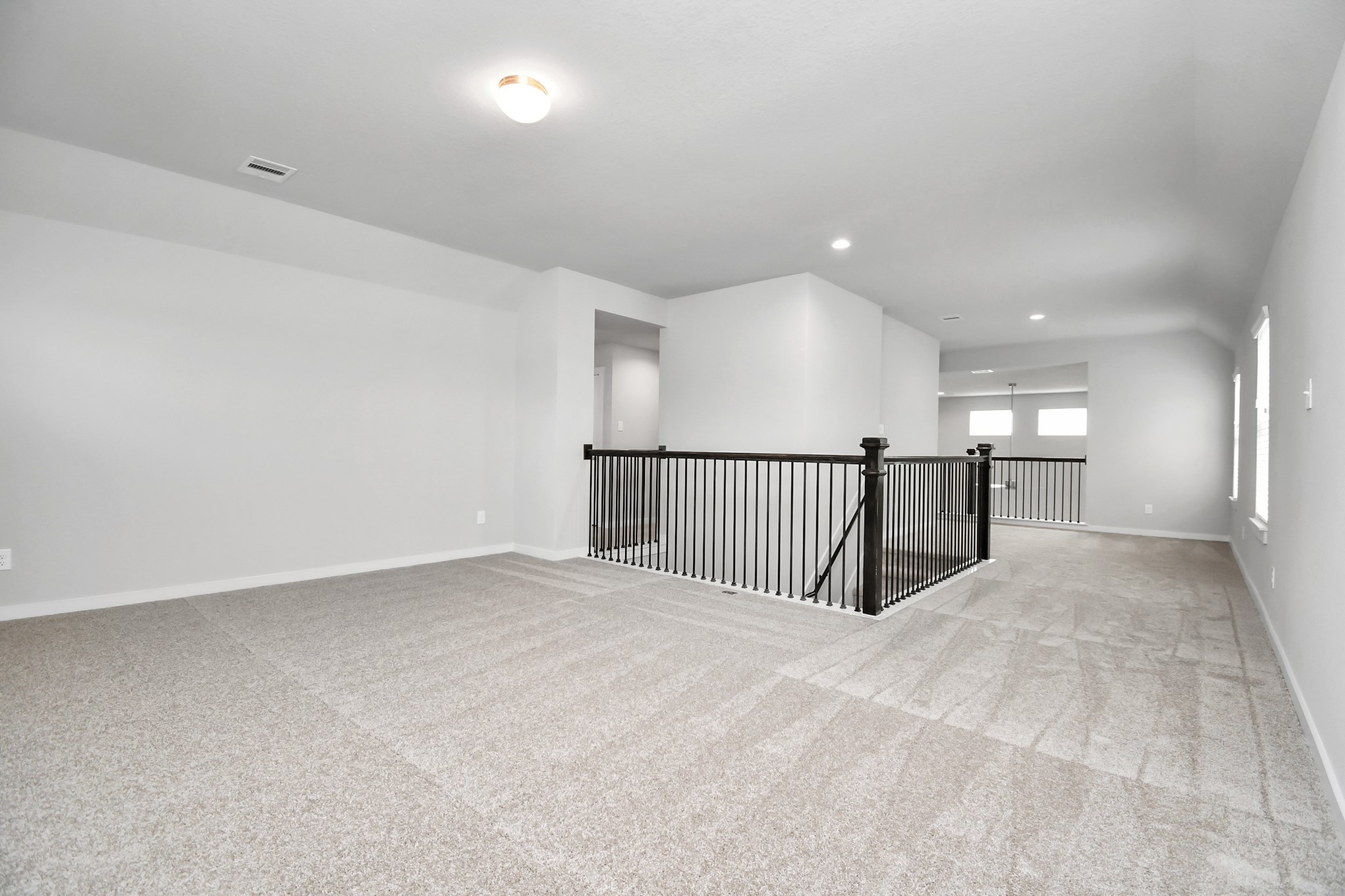 15806 Telge Ridge Lane Cypress, TX 77429 - Photo 31 of 40 a view of a hallway