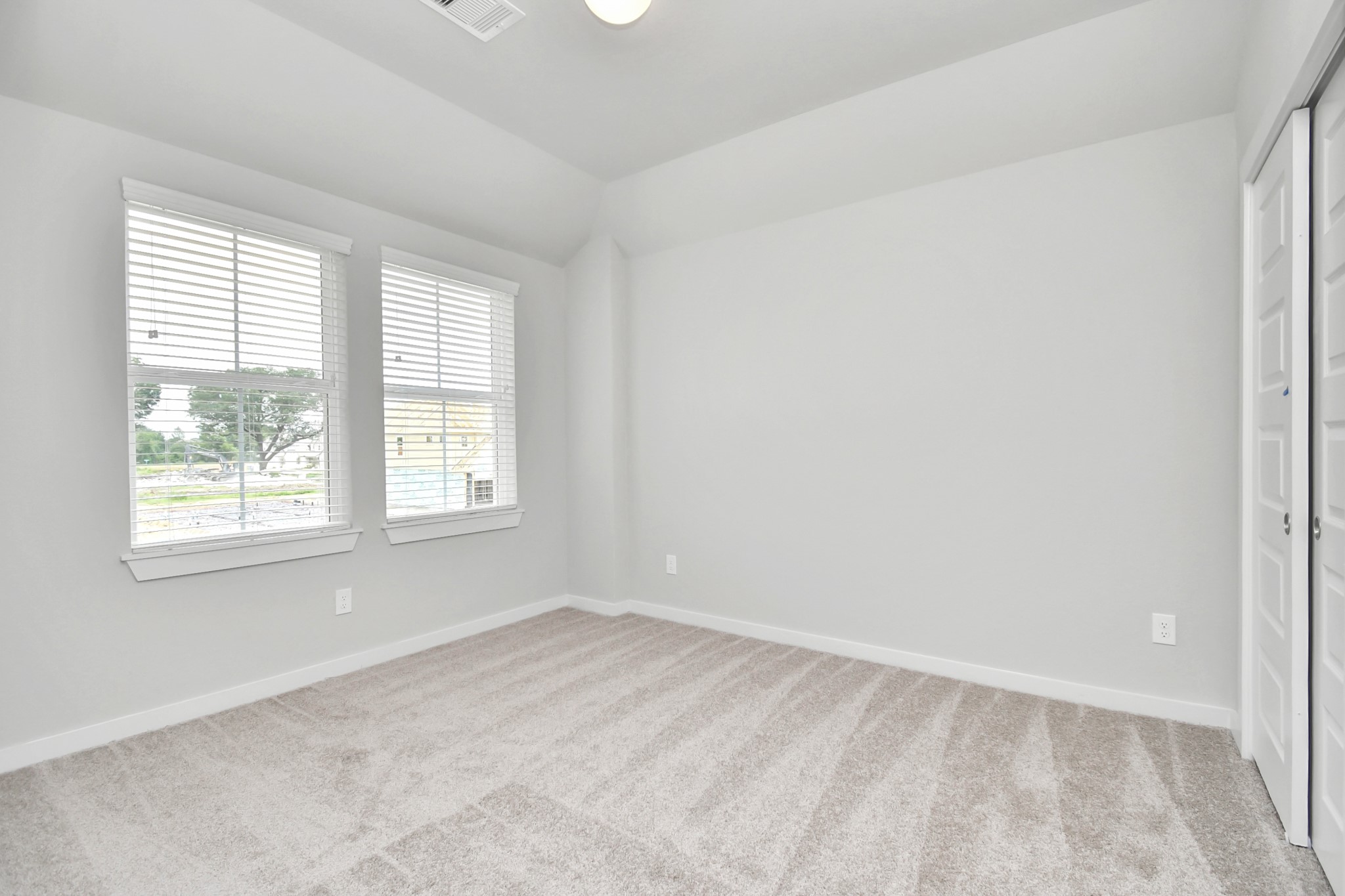 15806 Telge Ridge Lane Cypress, TX 77429 - Photo 38 of 40 an empty room with a window