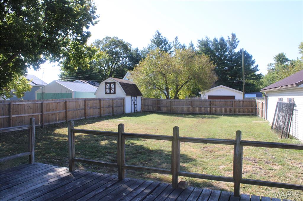 239 Olive Rockbridge, IL 62081 - Photo 7 of 33