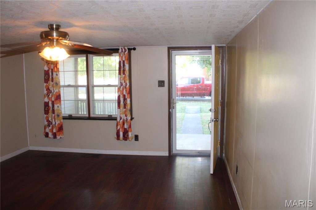 239 Olive Rockbridge, IL 62081 - Photo 9 of 33