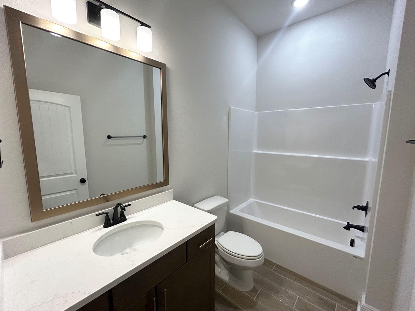 98 East Tweet Street Freeport, FL 32439 - Photo 10 of 13 Picture12 copy