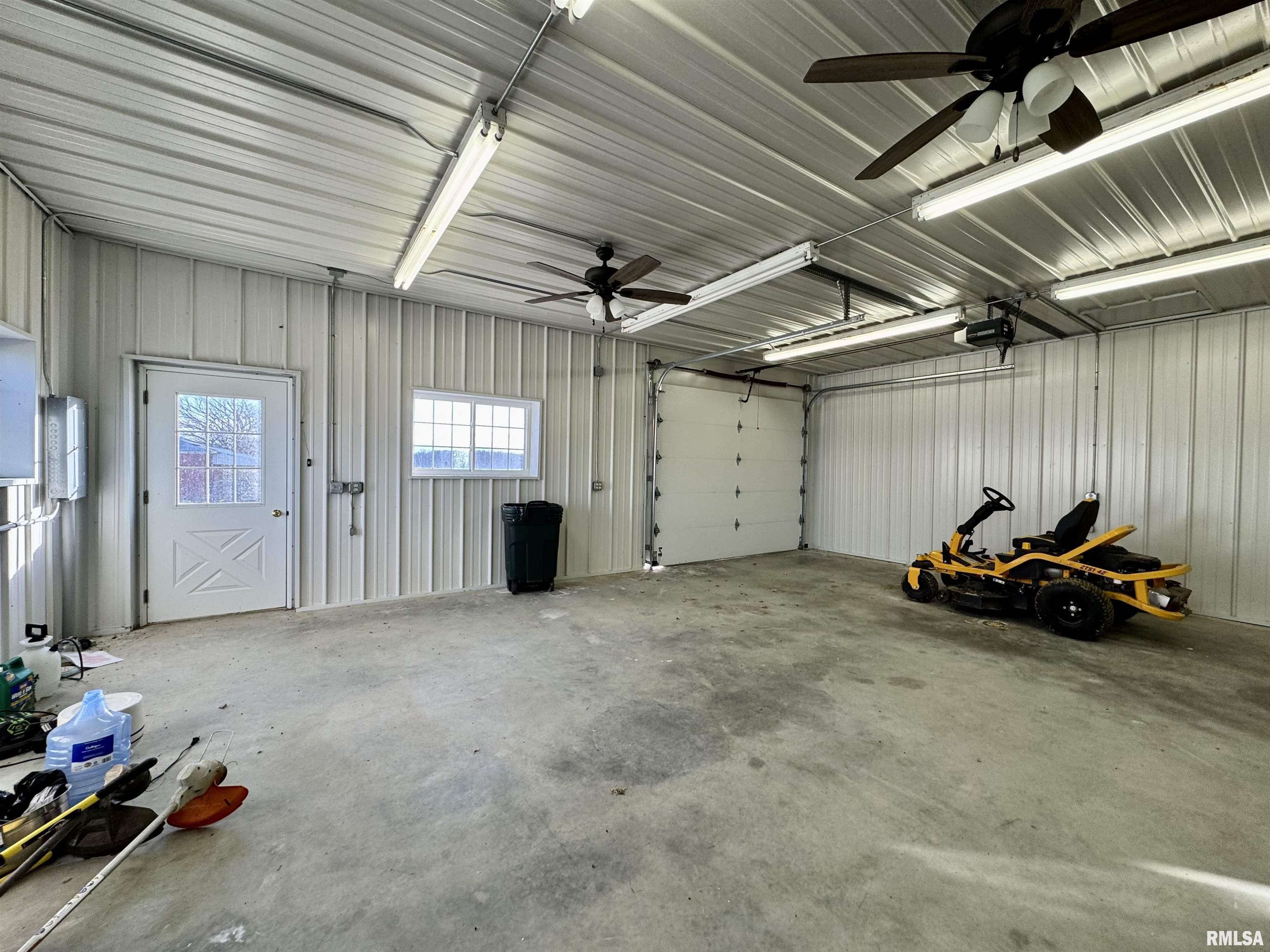 250 Indigo Road Industry, IL 61440 - Photo 31 of 41