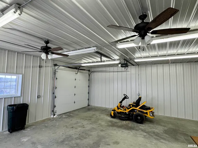 $89,000 | 250 Indigo Road, Industry, IL 61440