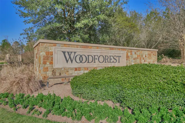 a view of a sign board