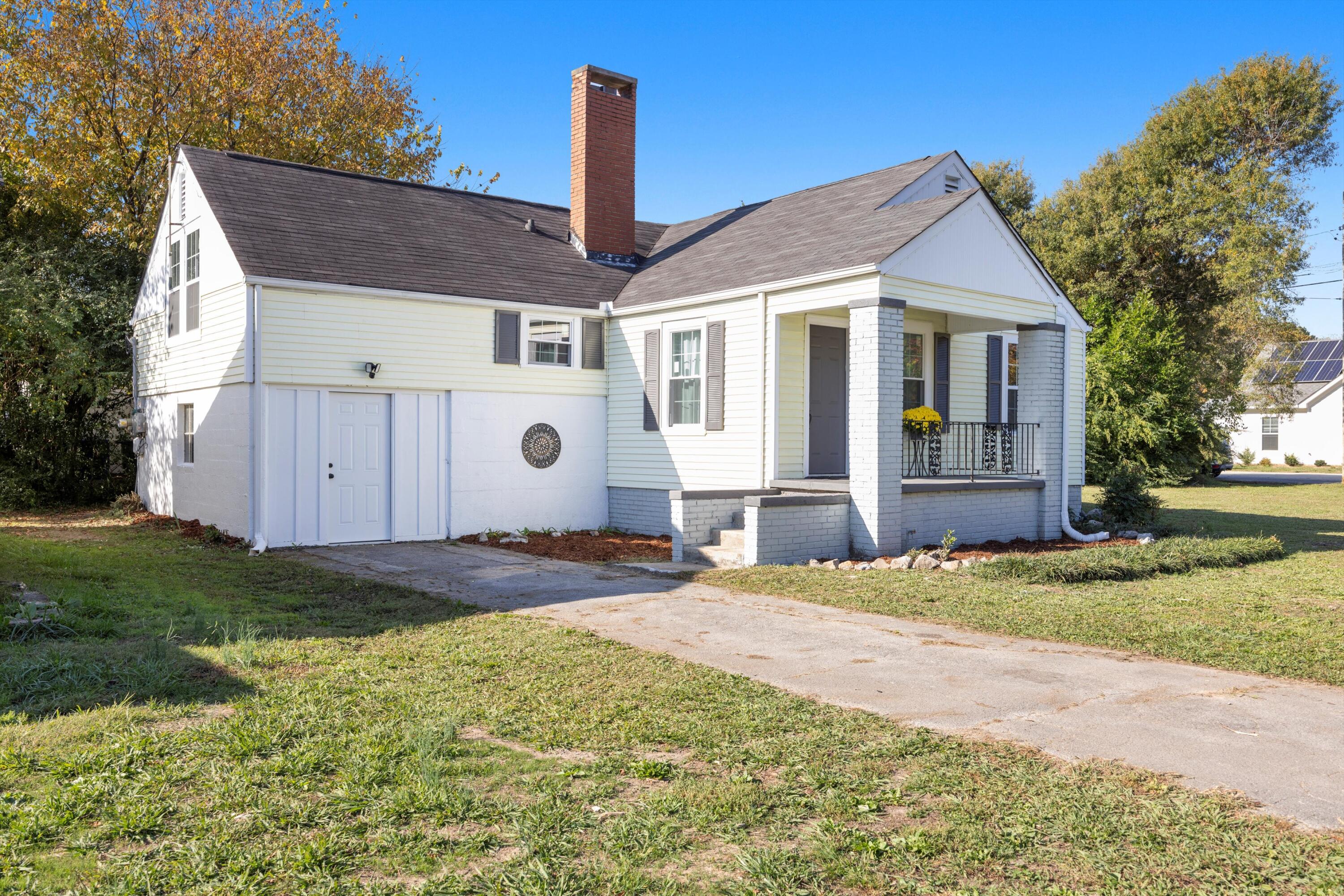 4602 Old Mission Road Chattanooga, TN 37411 - Photo 2 of 24 02-2M6A0557