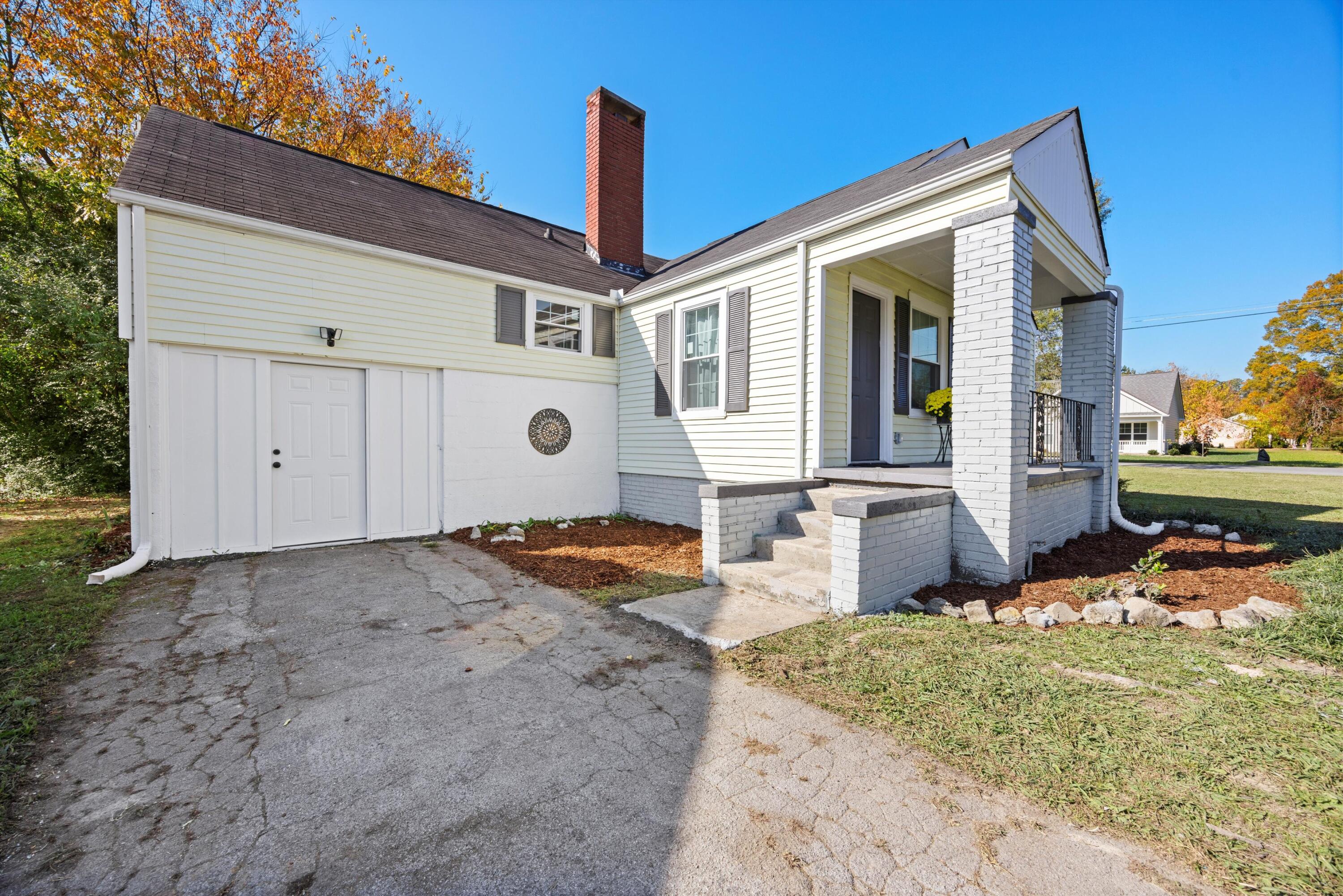 4602 Old Mission Road Chattanooga, TN 37411 - Photo 3 of 24 03-2M6A0627