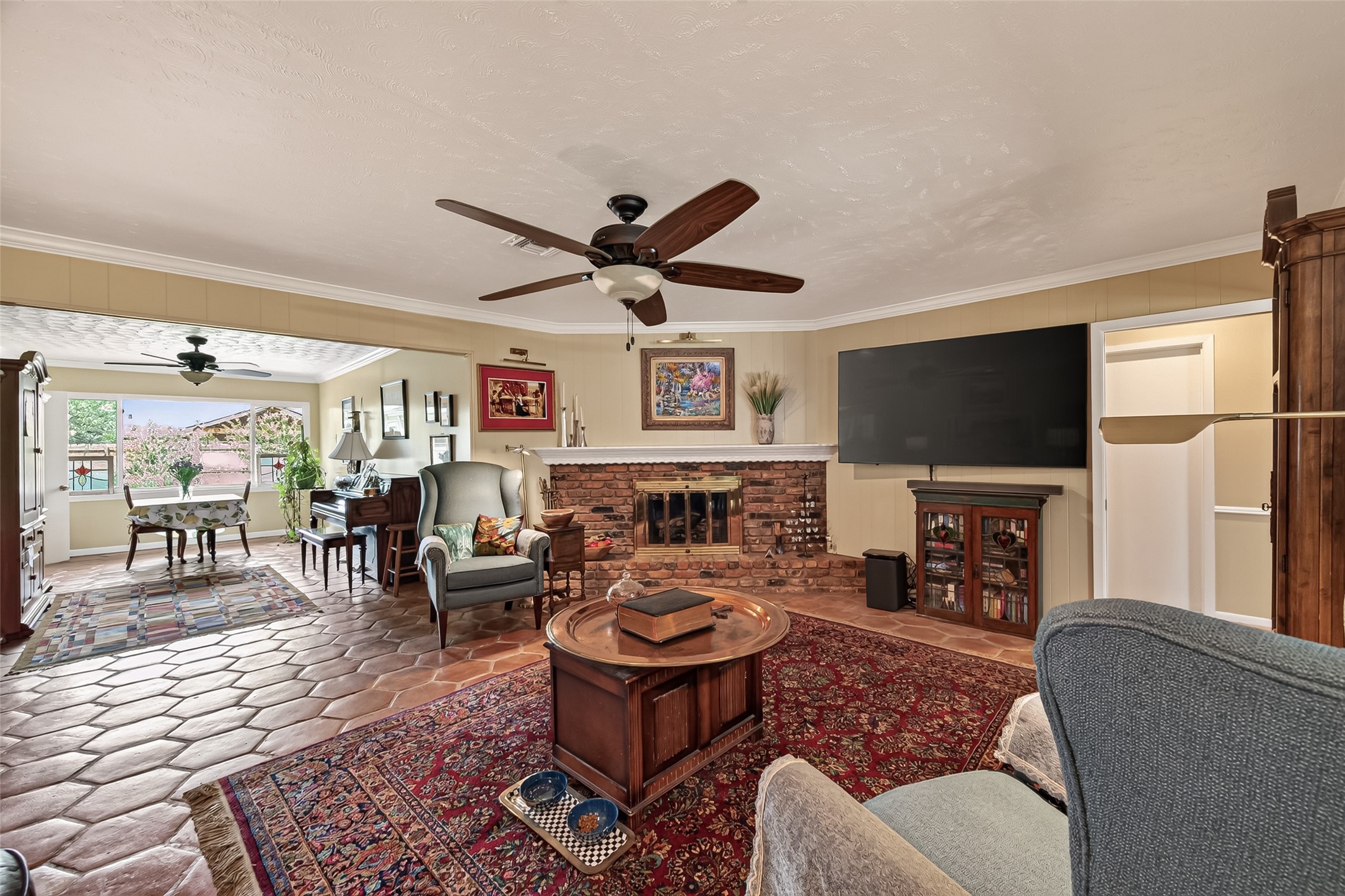 10062 Warwana Road Houston, TX 77080 - Photo 7 of 41 Gallery Image 7