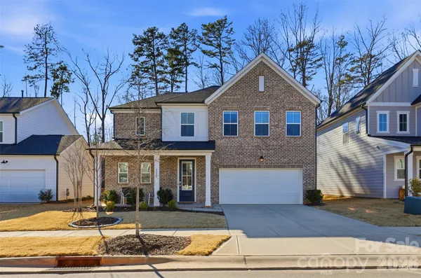 $575,000 | 8209 Franklin Trl Street, Mint Hill, NC 28227