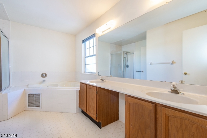 703 Porter Way West Bridgewater, NJ 08807 - Photo 16 of 25