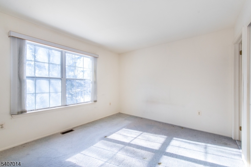 703 Porter Way West Bridgewater, NJ 08807 - Photo 18 of 25