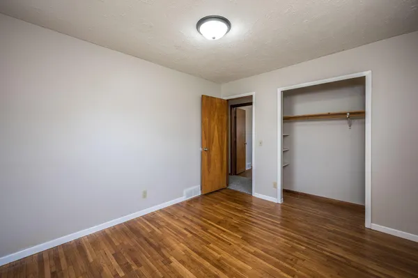 $285,000 | 1721 Bantom Place, Worthington, MN 56187