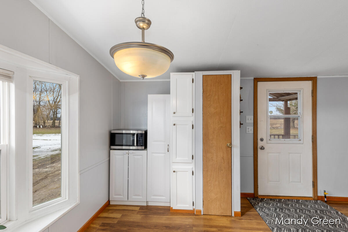 5432 Palmer Road Belding, MI 48809 - Photo 6 of 20 IMG_1008