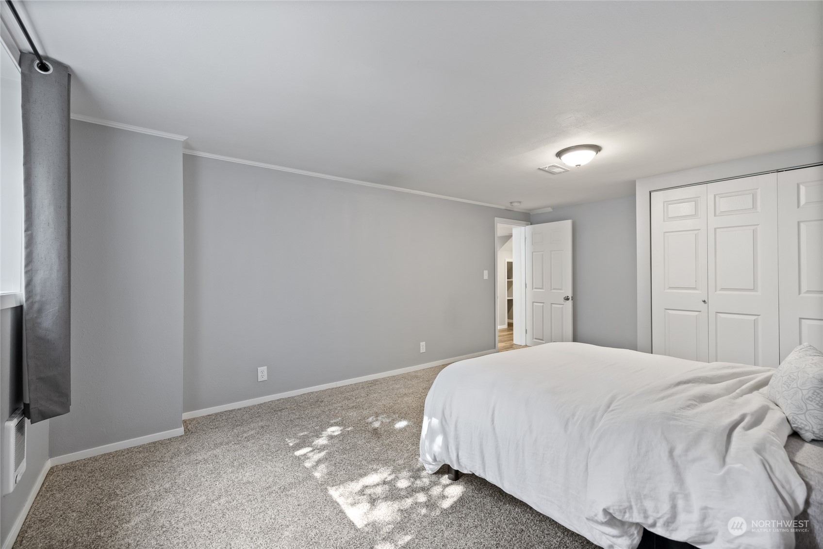 4216 Robin Road West University Place, WA 98466 - Photo 31 of 40 Gallery Image 31