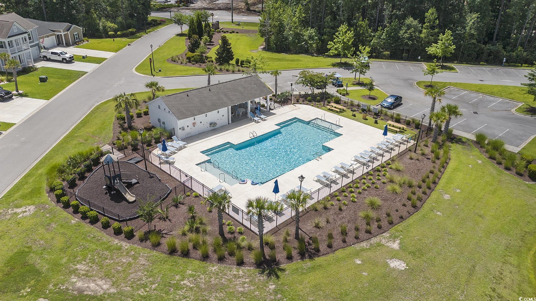 860 Brant Street Myrtle Beach, SC 29579 - Photo 39 of 40 Bird's eye view of a pool