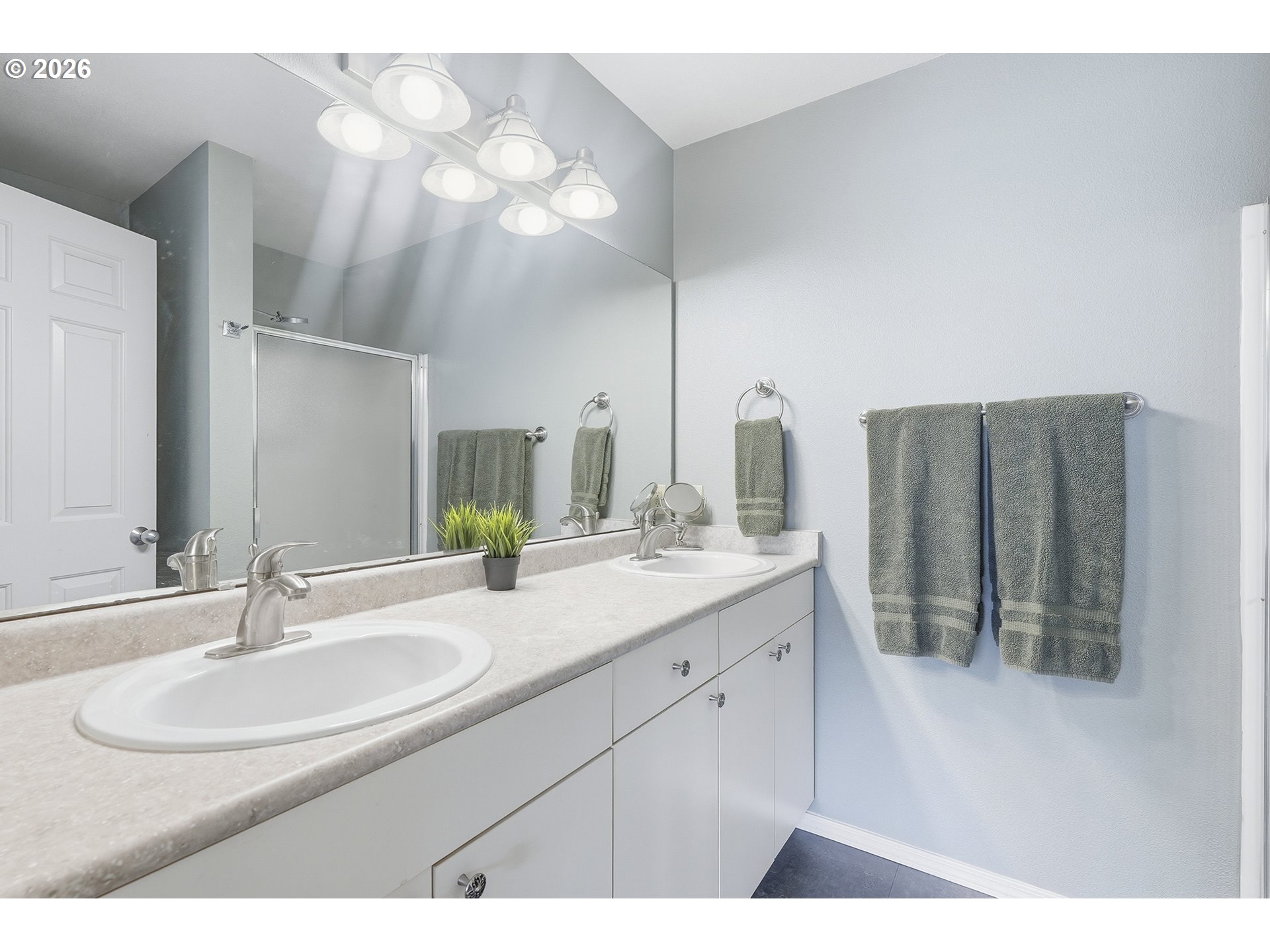 730 Southeast Fairwinds Loop Vancouver, WA 98661 - Photo 21 of 32