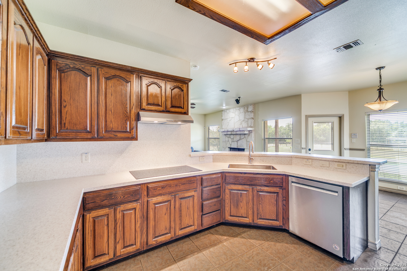 811 Stirrup Drive Spring Branch, TX 78070 - Photo 11 of 29