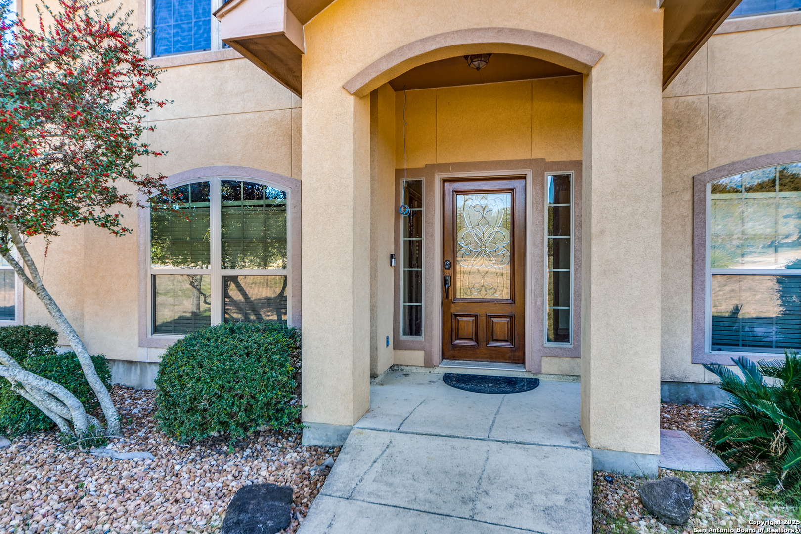 811 Stirrup Drive Spring Branch, TX 78070 - Photo 2 of 29