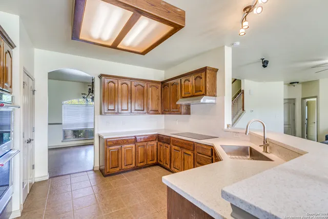 $745,000 | 811 Stirrup Drive, Spring Branch, TX 78070