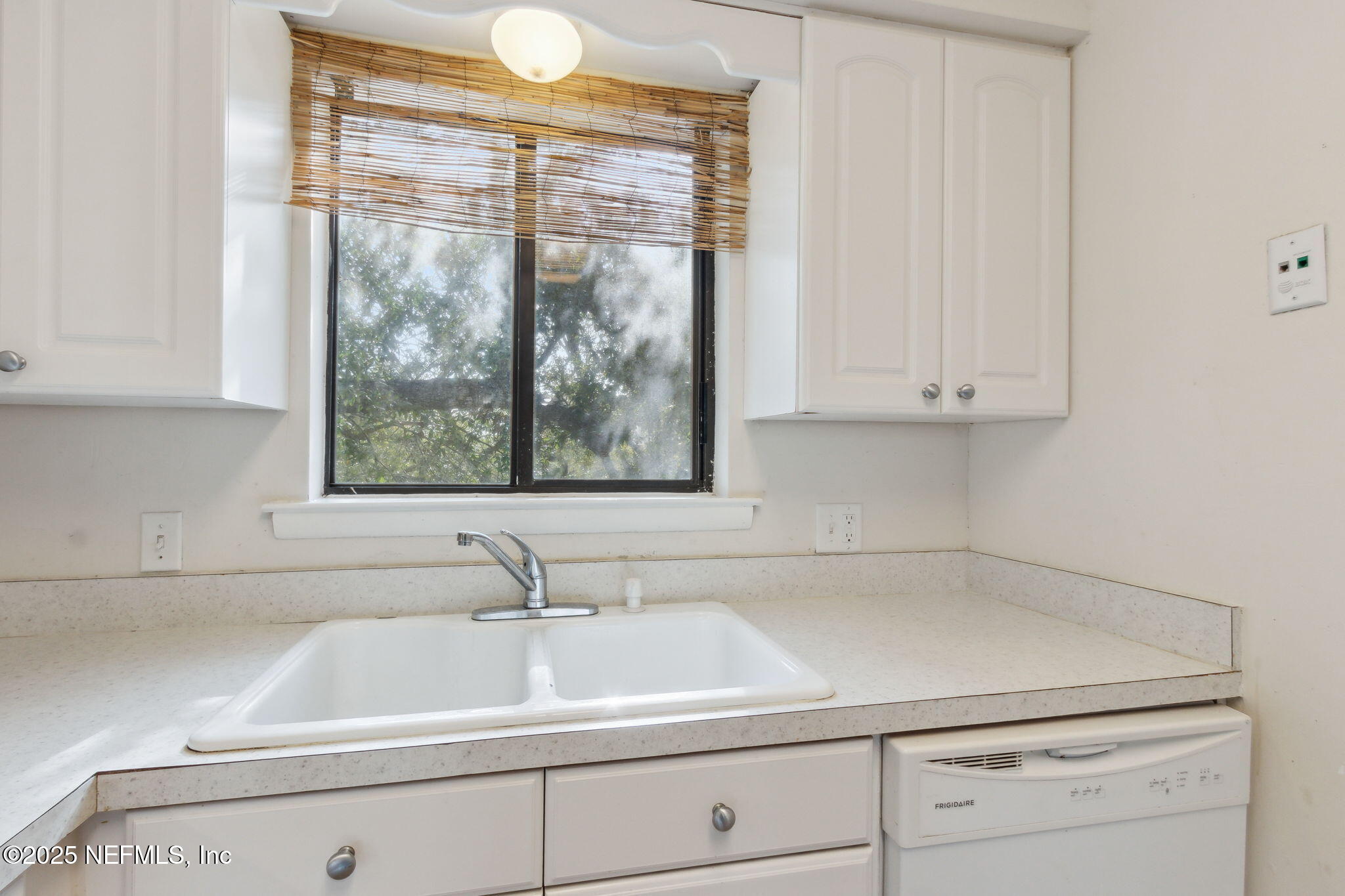 2328 Sadler Road, Unit 6E Fernandina Beach, FL 32034 - Photo 8 of 30 Kitchen.