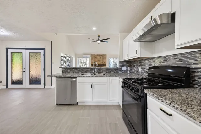 $1,950 | 7534 8 Willows Road, Missouri City, TX 77489