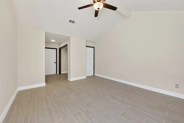 $1,950 | 7534 8 Willows Road, Missouri City, TX 77489