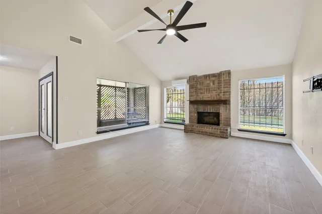 $1,950 | 7534 8 Willows Road, Missouri City, TX 77489