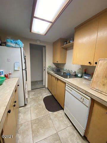 2719-2721 Northeast Holmes Road Lincoln City, OR 97367 - Photo 22 of 33 2721