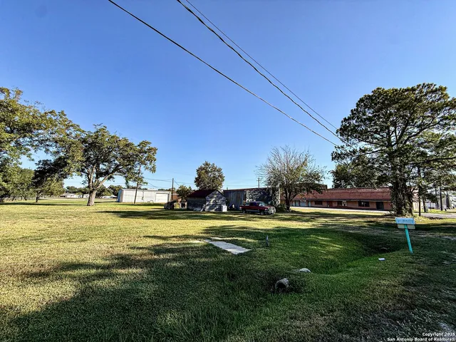 $250,000 | 130 Urbanec Street, East Bernard, TX 77435