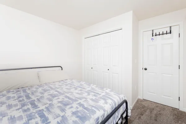 $345,000 | 1567 68th Avenue South, Fargo, ND 58104