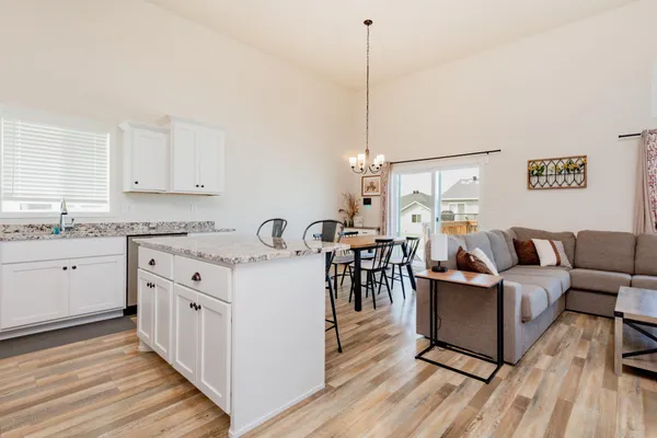 $345,000 | 1567 68th Avenue South, Fargo, ND 58104