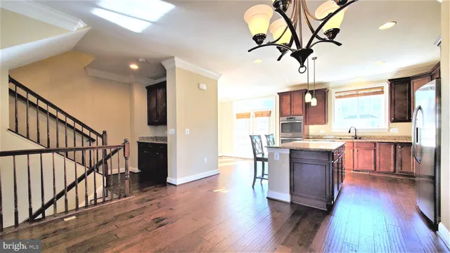 $3,600 | 10607 School Street, Fairfax, VA 22030