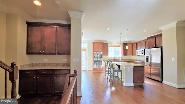 $3,600 | 10607 School Street, Fairfax, VA 22030