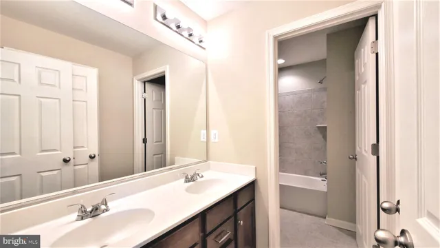 $3,600 | 10607 School Street, Fairfax, VA 22030