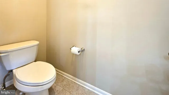 $3,600 | 10607 School Street, Fairfax, VA 22030