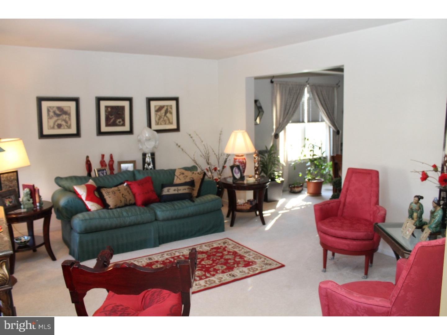 4112 River Road Reading, PA 19605 - Photo 5 of 25 Living Room