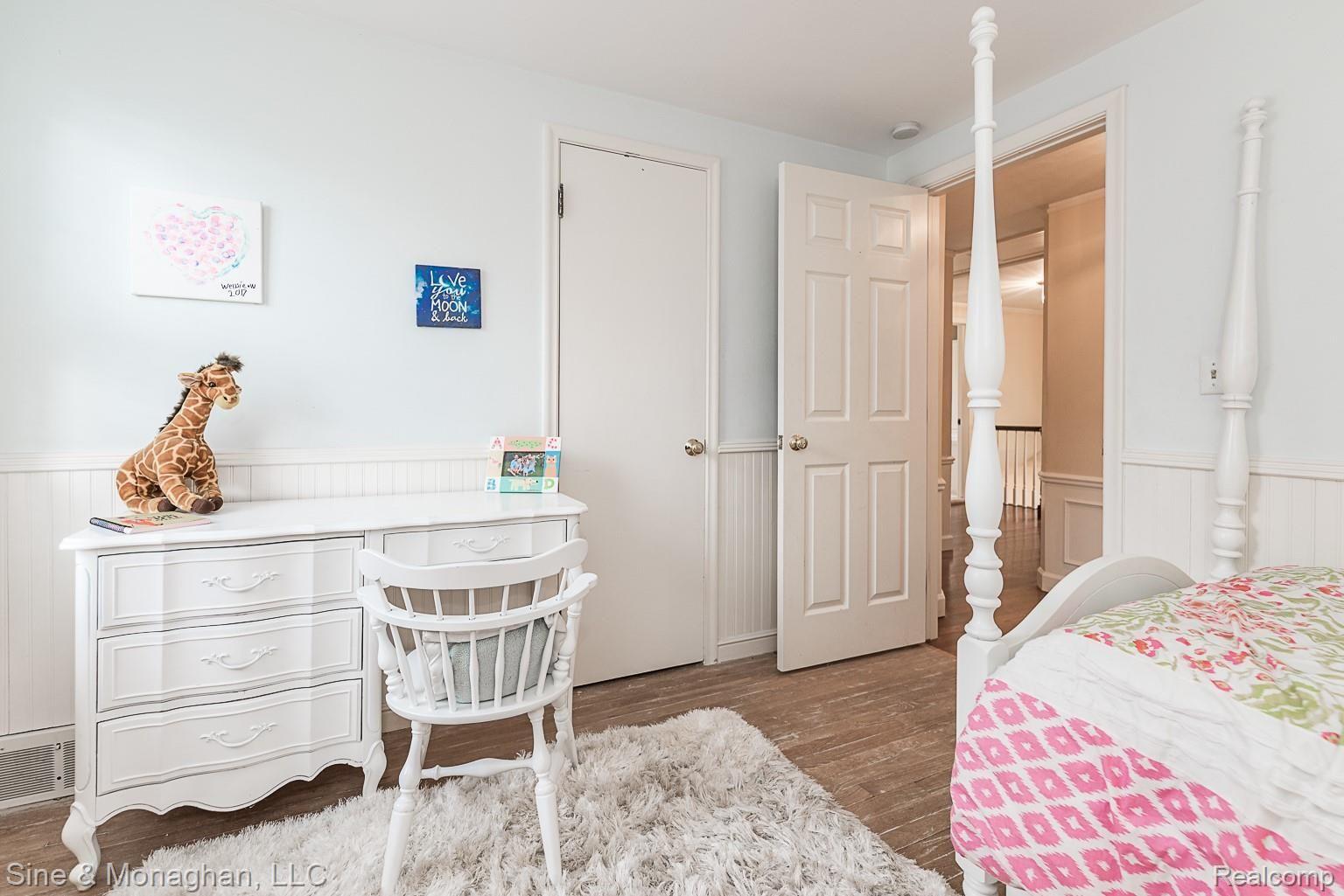 251 Moran Road Grosse Pointe, MI 48236 - Photo 27 of 47 DSC_1686.jpg