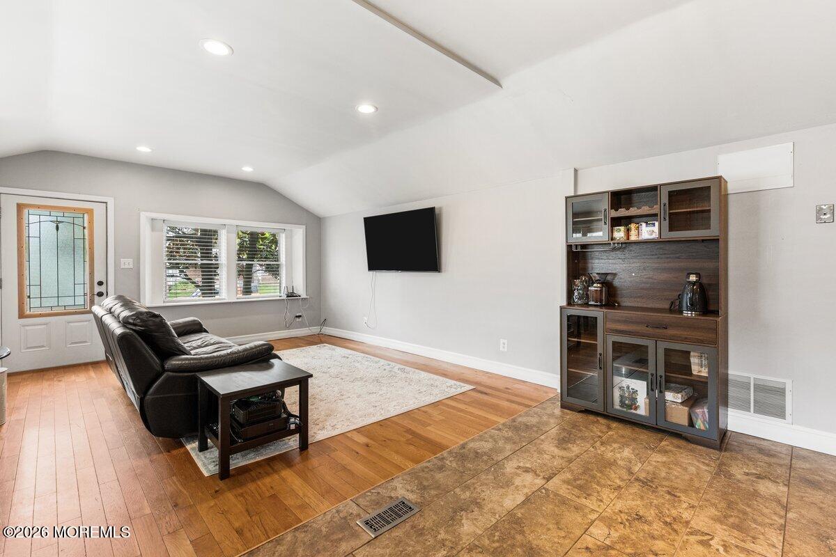 339 Raritan Boulevard Keyport, NJ 07735 - Photo 11 of 37 339-Family Room 5