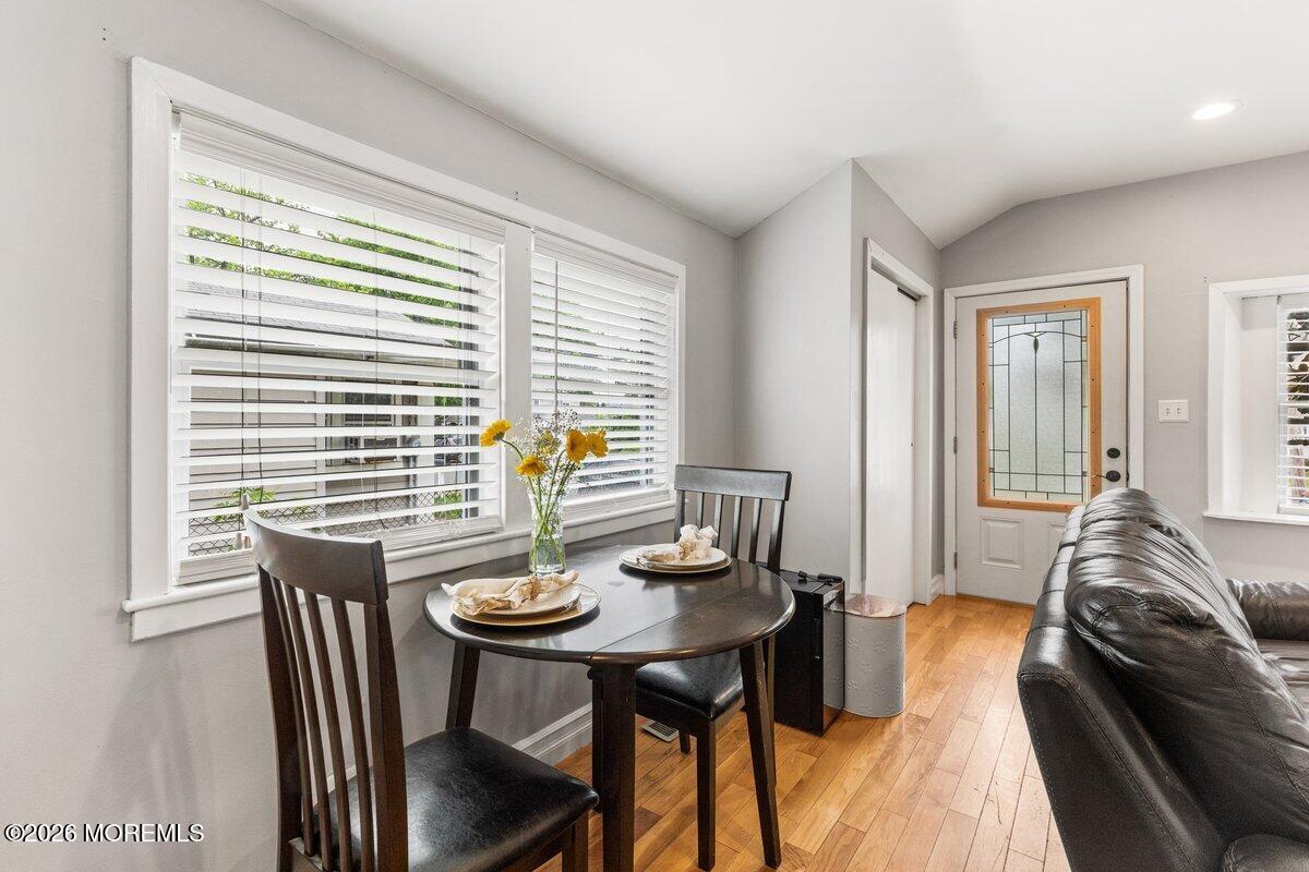 339 Raritan Boulevard Keyport, NJ 07735 - Photo 12 of 37 339 Dining Area